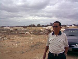 Jo�o Lopes na Pedreira Mercato, comprando sucata, em Ourol�ndia-BA