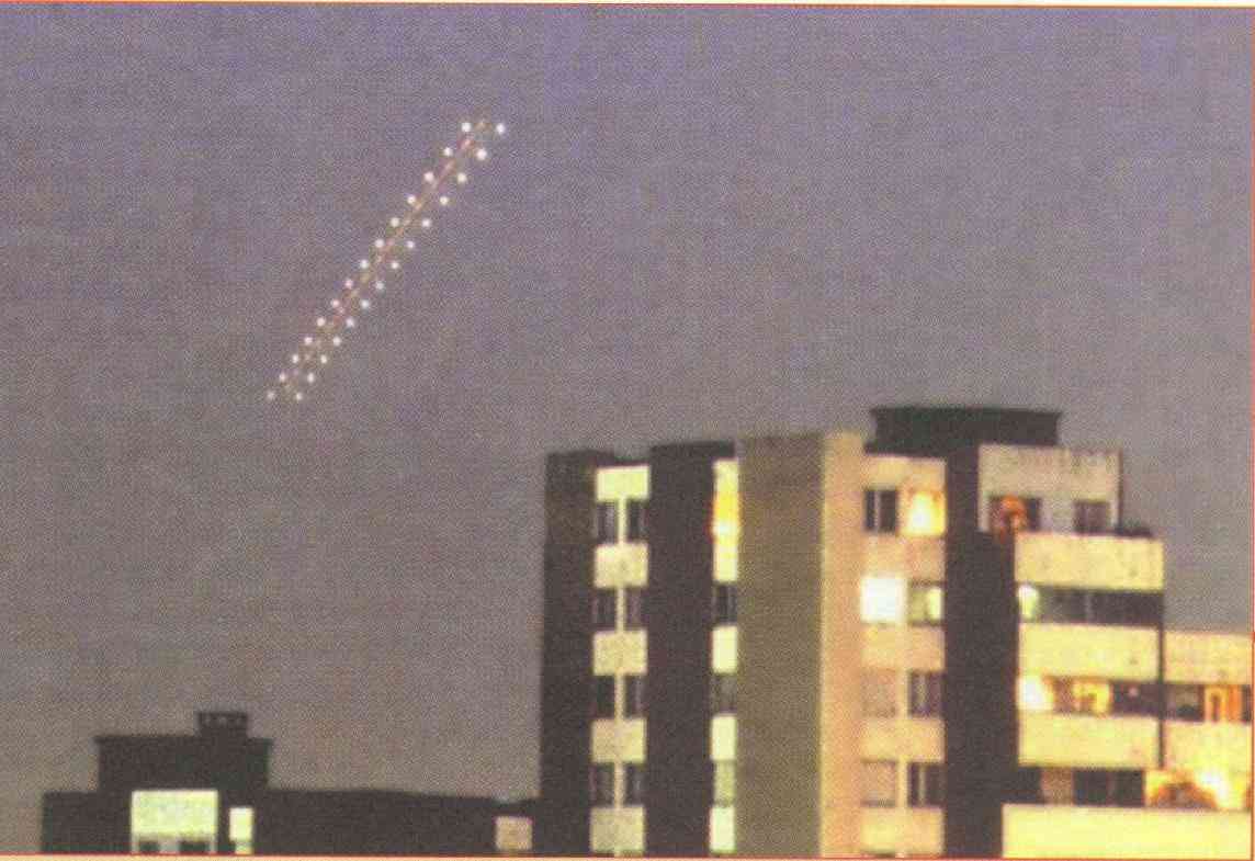 ufo  73 14.JPG (59397 bytes)